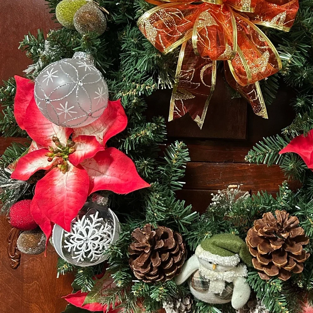 Festive Holiday Wreath with Red and Gold Accents
